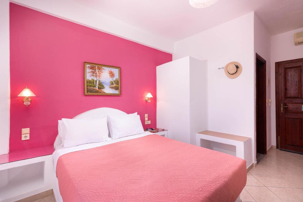 แมนดิลาเรีย สตูดิออส Hotel เปริโวลอส ภายนอก รูปภาพ